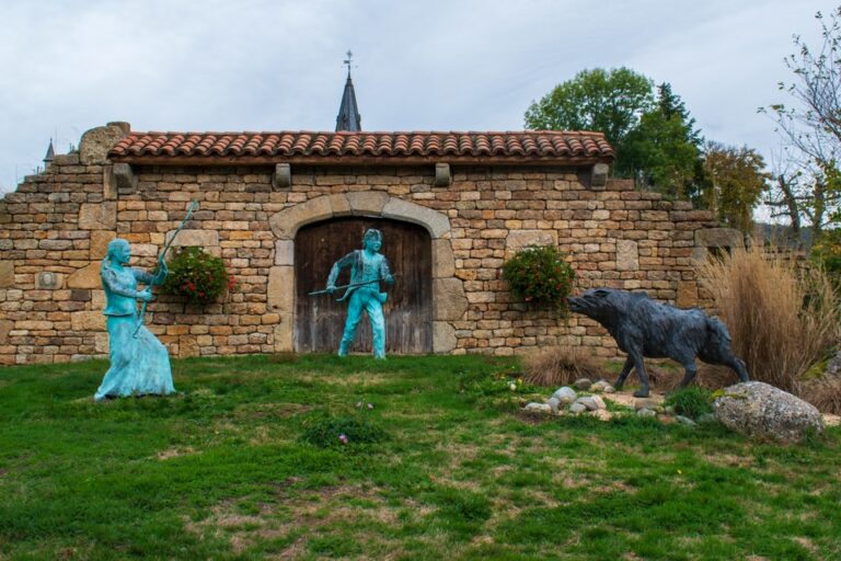 The ‘Beast of Gévaudan’ And Other Historical Monsters That Were Actually Real